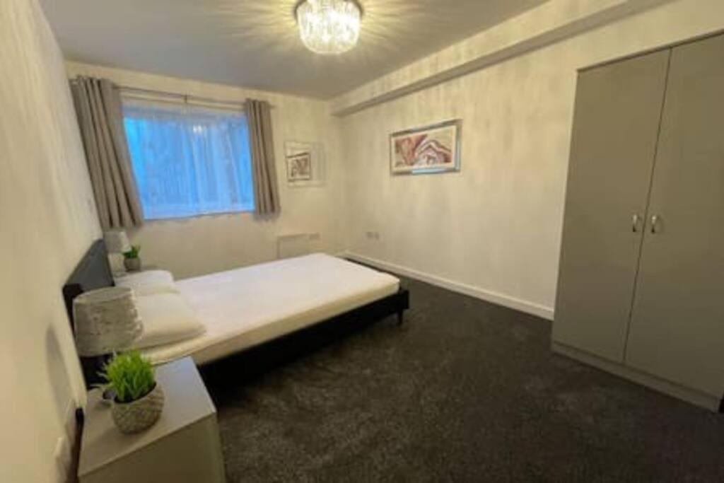 Moda Wigan 2 - Stylish 2 Bed In Central Wigan Luaran gambar